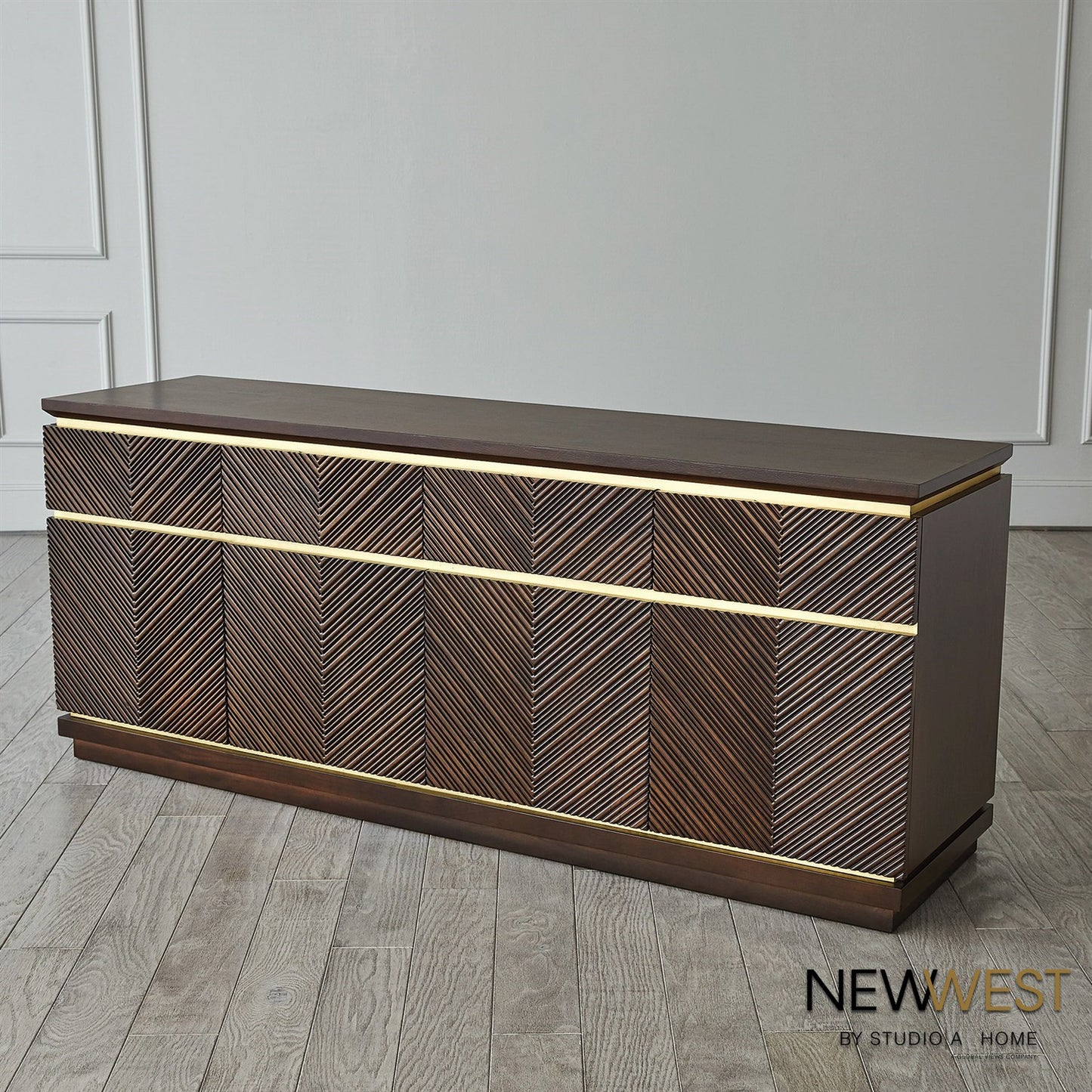 Latilla Credenza